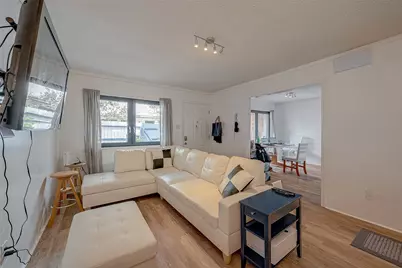 12042 Mighty Oak Drive #B, Houston, TX 77066 - Photo 8