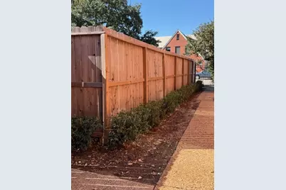 1112 Lawrence #3, Houston, TX 77008 - Photo 4