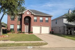 9347 Eaglewood Spring Dr, Houston, TX 77083 - Photo 2