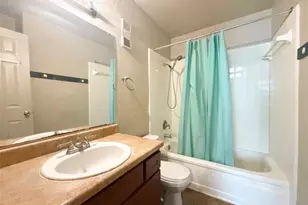 8100 Creekbend Dr, Houston, TX 77071 - Photo 6