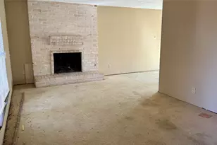 7523 La Pl Dr, Houston, TX 77083 - Photo 4