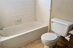 7523 La Pl Dr, Houston, TX 77083 - Photo 10