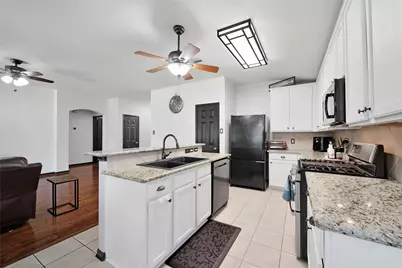 614 Linden Manor Court, Spring, TX 77373 - Photo 10