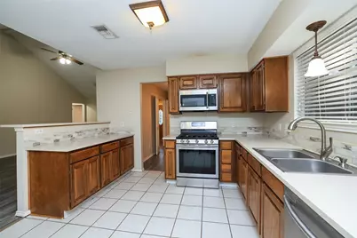 9130 Kirkleigh Street, Spring, TX 77379 - Photo 16