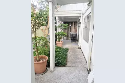 2701 Bellefontaine Street #B3, Houston, TX 77025 - Photo 16