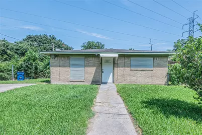 128 N Washington Street, Texas City, TX 77591 - Photo 1