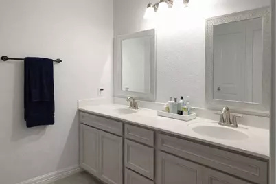 2230 Shalmar Drive, West Columbia, TX 77486 - Photo 6