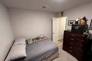 10642 Red Orchid Dr, Houston, TX 77016 - Photo 4