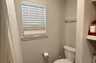 10642 Red Orchid Dr, Houston, TX 77016 - Photo 6