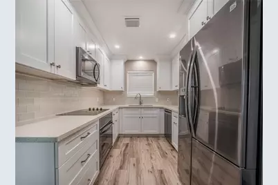 1121 Warren Street, Deer Park, TX 77536 - Photo 6