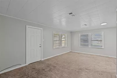 1916 N Logan Street, Texas City, TX 77590 - Photo 10