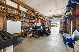 3930 Navarro Dr, Galveston, TX 77554 - Photo 24