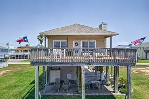 3930 Navarro Dr, Galveston, TX 77554 - Photo 1