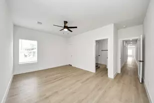 1314 W Willis St, Alvin, TX 77511 - Photo 34