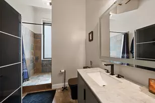 705 Main St NW, Houston, TX 77002 - Photo 16
