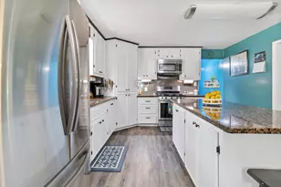 178 Inwood Dr, Livingston, TX 77351 - Photo 10