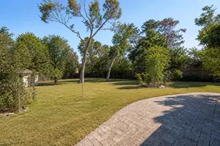 670 Fawn Dr, Houston, TX 77015 - Photo 2