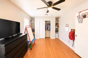 670 Fawn Dr, Houston, TX 77015 - Photo 8