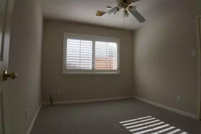 13714 Pear Woods Court, Houston, TX 77059 - Photo 16