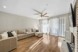 2019 Lakewood Ct, Willis, TX 77318 - Photo 6