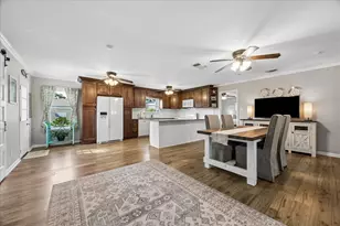 126 Dolphin, Galveston, TX 77550 - Photo 2