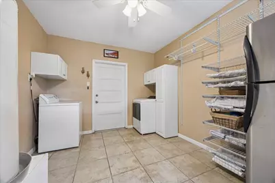 126 Dolphin, Galveston, TX 77550 - Photo 14