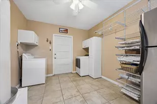 126 Dolphin, Galveston, TX 77550 - Photo 14