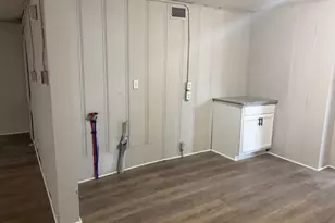6139 Belcrest St, Houston, TX 77033 - Photo 24