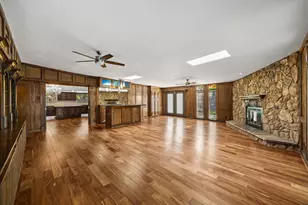 10310 Mayfield Rd, Houston, TX 77043 - Photo 16