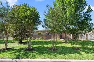 10310 Mayfield Rd, Houston, TX 77043 - Photo 4