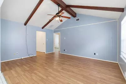 303 N Forest Boulevard, Houston, TX 77090 - Photo 16