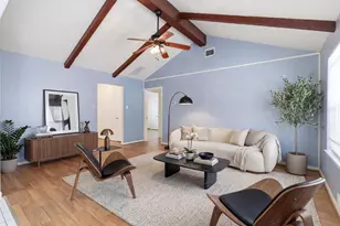 303 N Forest Blvd, Houston, TX 77090 - Photo 14