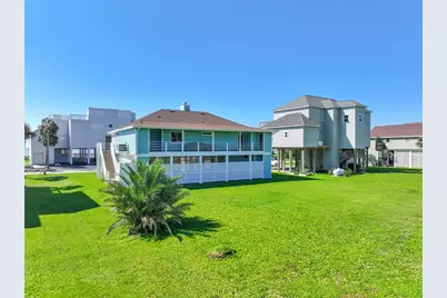 18418 E De Vaca Lane, Galveston, TX 77554 - Photo 4