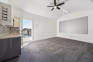 1316 W Dallas St, Houston, TX 77019 - Photo 28