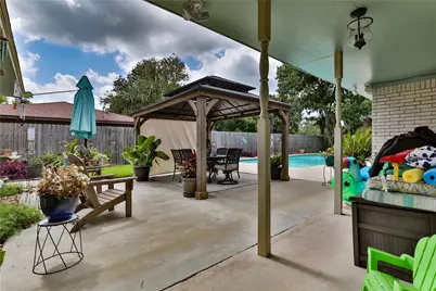 203 Tamarind Street, Lake Jackson, TX 77566 - Photo 26