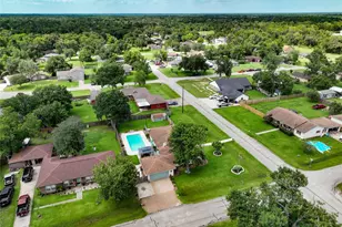 203 Tamarind St, Lake Jackson, TX 77566 - Photo 36