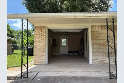 1411 Ansbury Drive, Houston, TX 77018 - Photo 2