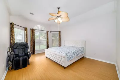 3822 Shady Harbor Drive, Houston, TX 77082 - Photo 18