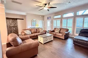 2504 Rosa Rita Dr, League City, TX 77573 - Photo 28