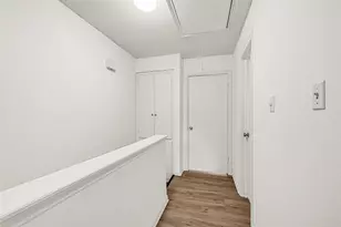 2025 Winrock Blvd, Houston, TX 77057 - Photo 14