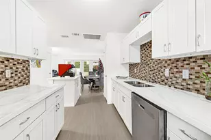 2025 Winrock Blvd, Houston, TX 77057 - Photo 12