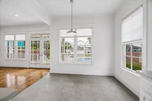 3915 Golf Dr, Houston, TX 77018 - Photo 8