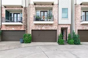 2209 Chenevert St, Houston, TX 77003 - Photo 2