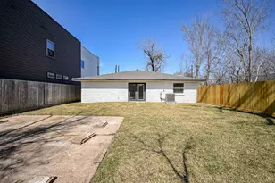 4710 Hershe St, Houston, TX 77020 - Photo 14