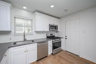 4710 Hershe St, Houston, TX 77020 - Photo 22