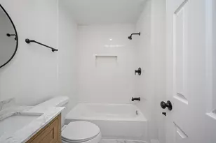 4710 Hershe St, Houston, TX 77020 - Photo 18