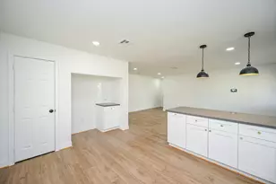 4710 Hershe St, Houston, TX 77020 - Photo 28