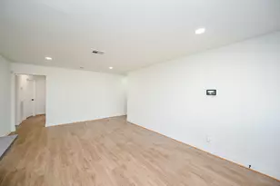 4710 Hershe St, Houston, TX 77020 - Photo 32