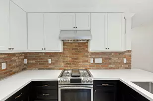 5933 Birdwood Rd, Houston, TX 77074 - Photo 8