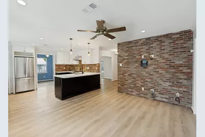 5933 Birdwood Road, Houston, TX 77074 - Photo 10